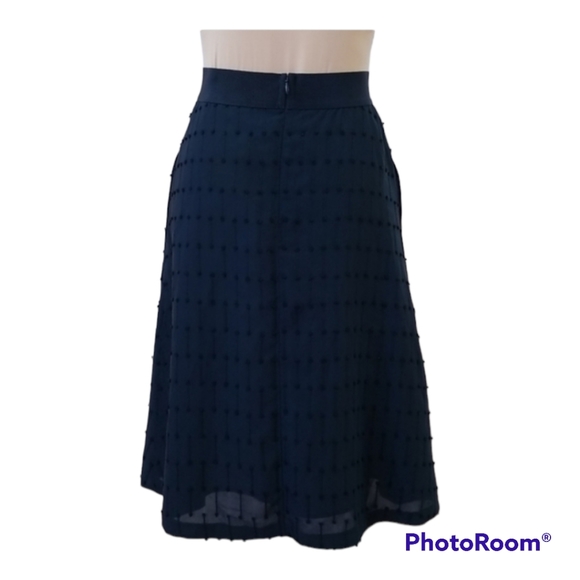 Ann Taylor petite navy blue skirt, size 00P - Picture 3 of 12